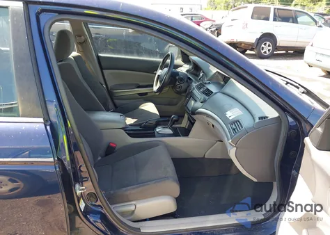 2010 Honda Accord 2.4 Ex z USA, uszkodzony, nr VIN 1HGCP2F77AA087398